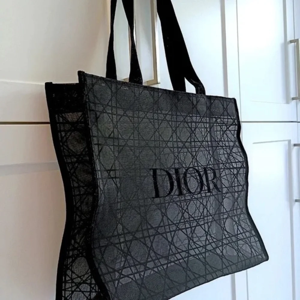 💋Christian Dior Beauty Parfums Makeup Black Velvet Mesh Large Tote Bag. - Picture 6 of 6
